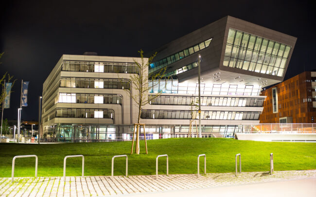 Zaha Hadid, University of Economics, Vienna