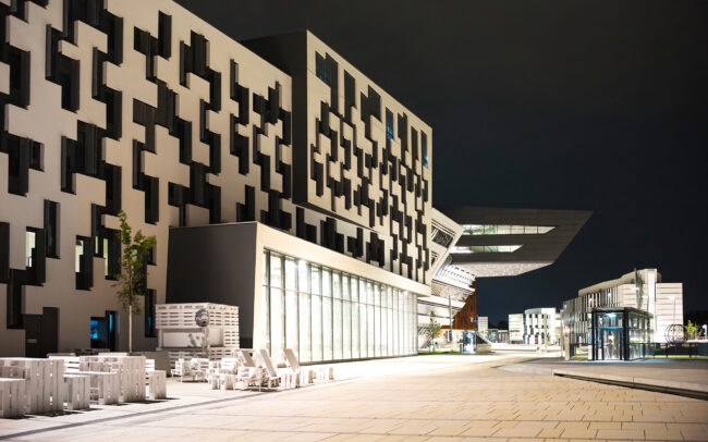 Zaha Hadid, University of Economics, Vienna